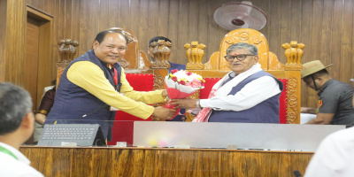 Governor being felicitated by the Speaker of Assam Legislative Assembly during the valedictory session of the  two-day conference of the autonomous councils at Assam Legislative Assembly