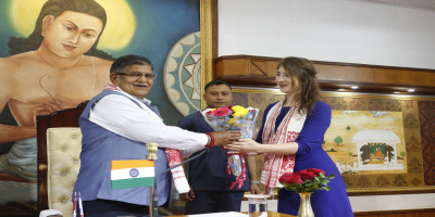 Hon'ble Governor welcomes International Delegation