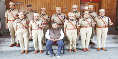 Hon'ble Governor with IPS Probationers