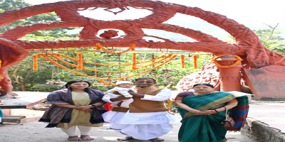 On the auspicious occasion of Maha Shivratri, Assam Governor Shri Lakshman Prasad Acharya, accompanied by the First Lady of Assam, Smt Kumud Devi, visits Bhima Shankar temple at Pamohi in Guwahati