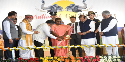 Hon'ble Governor lighting the Ceremonial Lamp in present of The Hon'ble President at Gaj Utsav