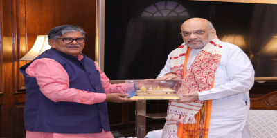 Assam Governor Shri Gulab Chand Kataria meets Union Home Minister Shri Amit Shah, in New Delhi on 15th July,2024