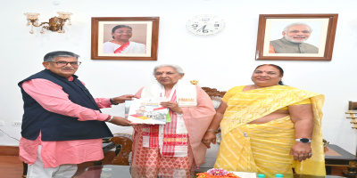 Governor and First Lady meets Governor of Uttar Pradesh Anandiben Patel