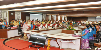 Governor attends a regional seminar on women farmers daily wage labourers organised by National Commission for Women