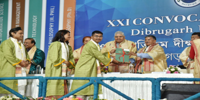 Governor conferring degree to a student at the convocation of Dibrugarh University