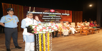 Governor delivering his speech during a Classical Dance Festival and Arangetram ceremony