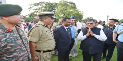 Governor greetings the Armed Foerces Officials