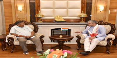 Governor with Union Cabinet Minister of Railways Ashwini Vaishnaw